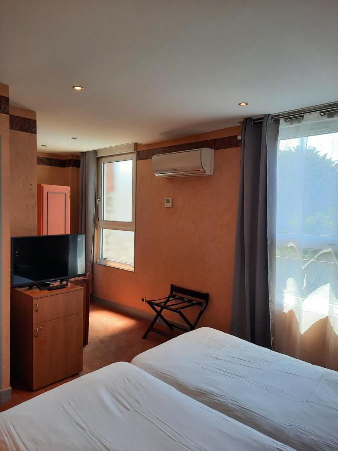 Hotel Logis Restaurant Le Medicis 3*